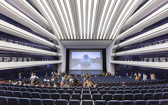 Valencia e Malaga emergono come le principali destinazioni emergenti per il settore MICE in Spagna